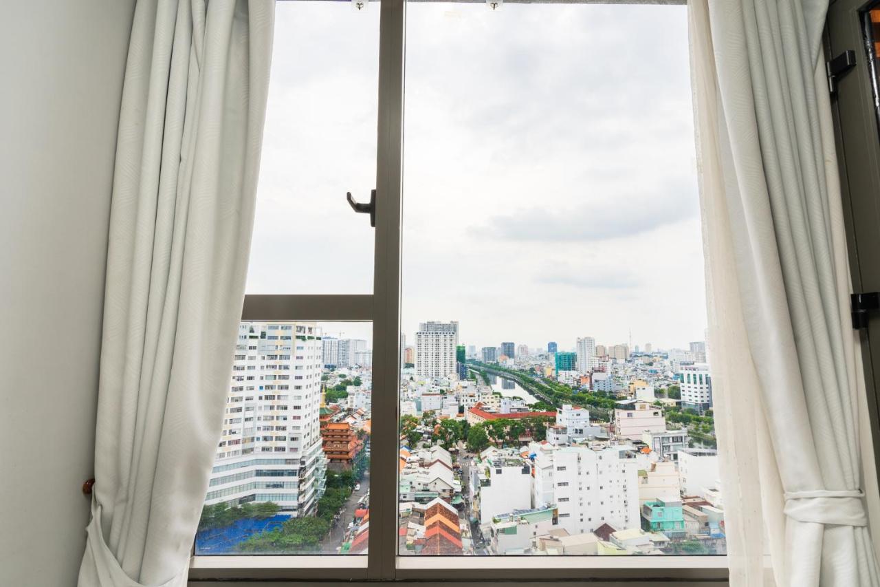River Inn Apartment With Pool & Gym 호치민 외부 사진